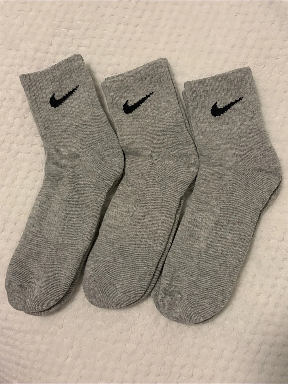 NWOT Nike Unisex Everyday Cotton Cushioned Quarter Socks - Gray 3 Pairs